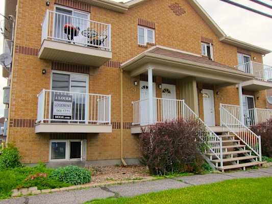 1253,1257 boul. Saint-René Ouest property